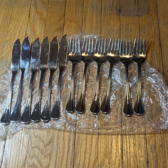 WMF Other - WMF Cromargan Fish Set 12pc 6 Knives 6 Forks Stainless Steel Silverware Korea